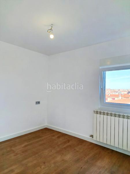 Foto fc82dc9c-7010-48d2-937a-d6e523931137. Piso mardesa vende piso en avenida comuneros en Prosperidad - Delicias Salamanca