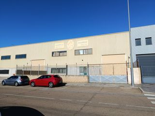 Rent Industrial building in Carbajosa de la Sagrada. Se alquila nave poligono montalvo iii carbajosa de la sagrada