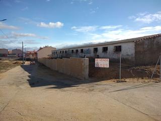 Terreny residencial a Carretera salamanca 6. Se vende terreno urbano para viviendas en pleno casco urbano de
