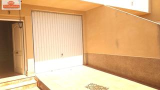 Maison jumelée à Casas de Juan Núñez. Adosado seminuevo  en casas de juan nuñez