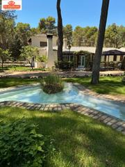 Rent Chalet in Pedanías - Extrarradio. Espectacular chalet en alquiler