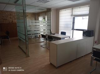 Affitto Ufficio in Carretas - Pajarita. Se alquila entreplanta en el centro de albacete, en calle mayor.