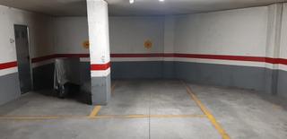 Aparcament cotxe a Alto de los Molinos. Ocasón!! se vende plaza de garaje en una zona en auge en albacet