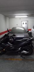 Aparcament cotxe a Hospital. Se vende plaza de garaje y trastero, zona ctra de valencia.
