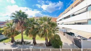 Flat  Carrer de pablo iglesias. Espectacular piso en venta en el prat de llobregat