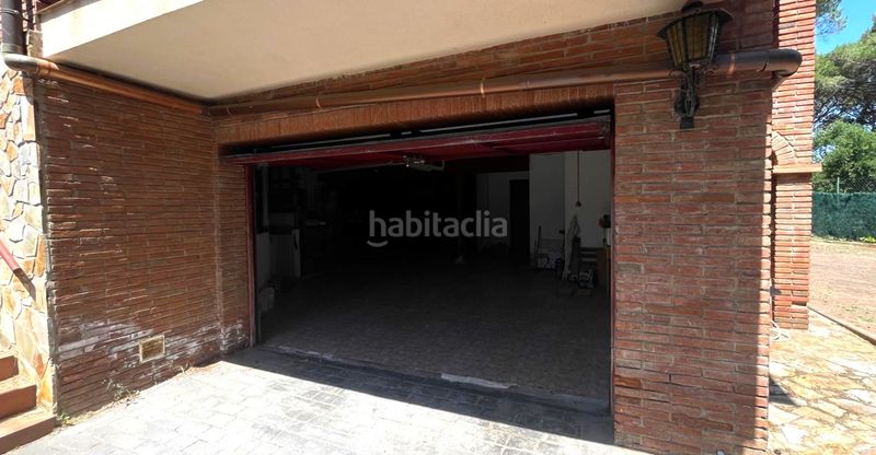 Foto d81236f8-ca68-4e28-8c18-82456c6a80bf. Xalet amb xemeneia calefacció aparcament piscina a Tordera
