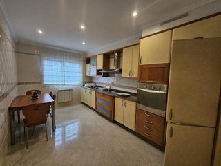 Appartamento  Avenida de barraña 50. Piso en av barraña