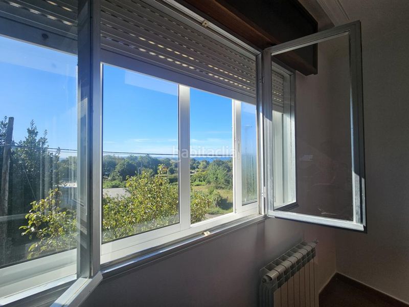 Foto 5c8dfefc-b279-4331-b9a9-e55163aaafd6. Casa a lugar 15 a Boiro