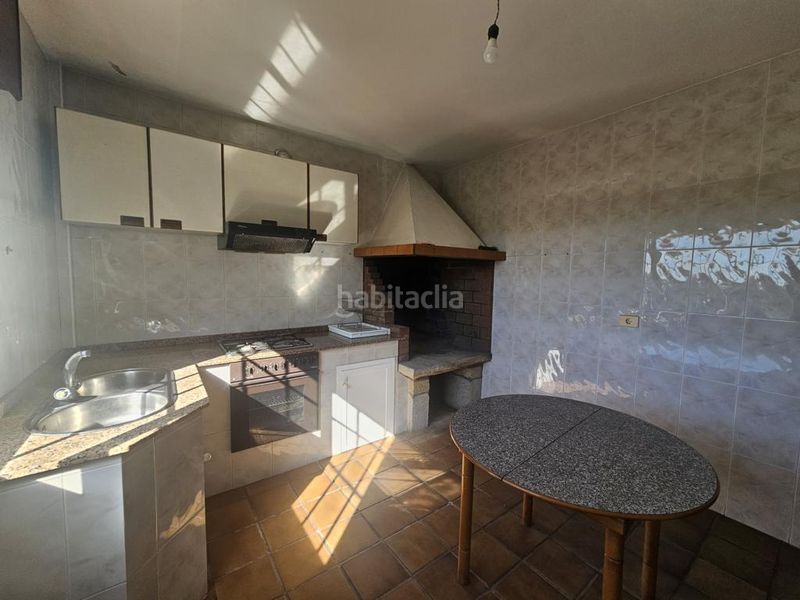 Foto 75784763-2203-446d-b046-bfcecf69c121. Casa a lugar 15 a Boiro