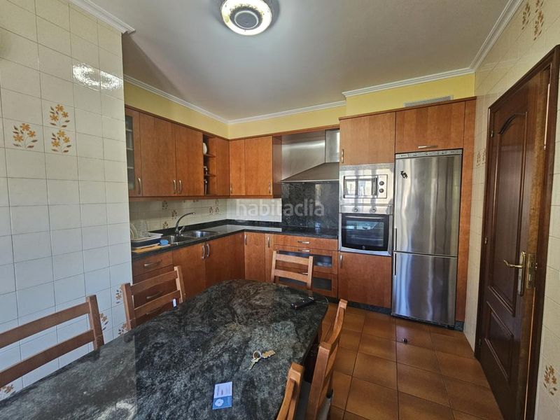 Foto 87efdc15-d022-4311-87be-facfaa2db939. Casa a lugar 15 a Boiro