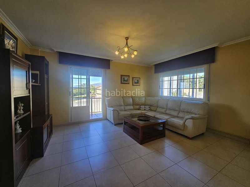 Foto 9c6b4794-f111-4fc9-a50d-3f323e87a911. Casa a lugar 15 a Boiro