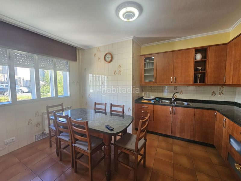 Foto aa484534-f821-49e2-98e8-410b2a0fc0b3. Casa a lugar 15 a Boiro