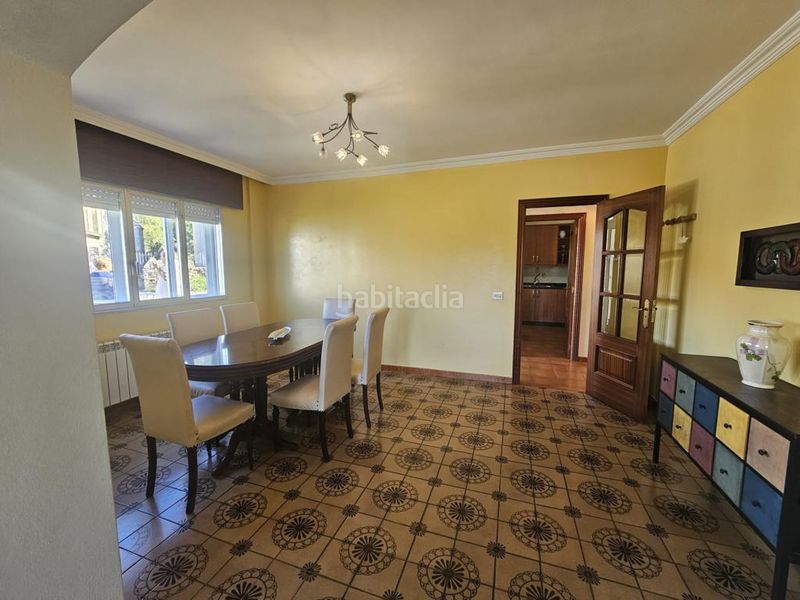 Foto db7a36d7-fff7-4f79-ad60-9d17deb218c2. Casa a lugar 15 a Boiro
