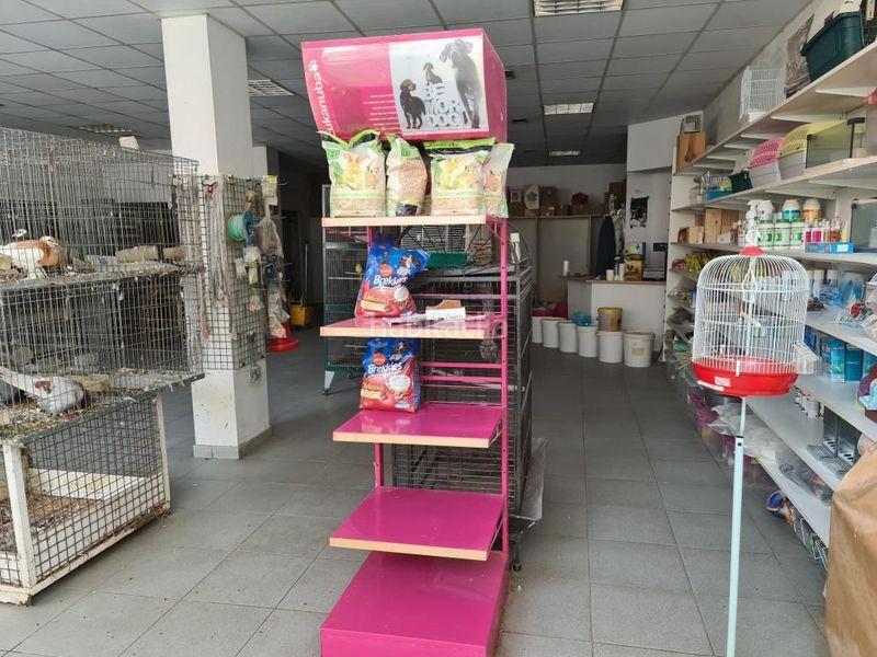Foto 6ec9a7ce-469d-4b5f-a693-969d02cc8c12. Local comercial a rúa mollet del valles 0 a Padrón