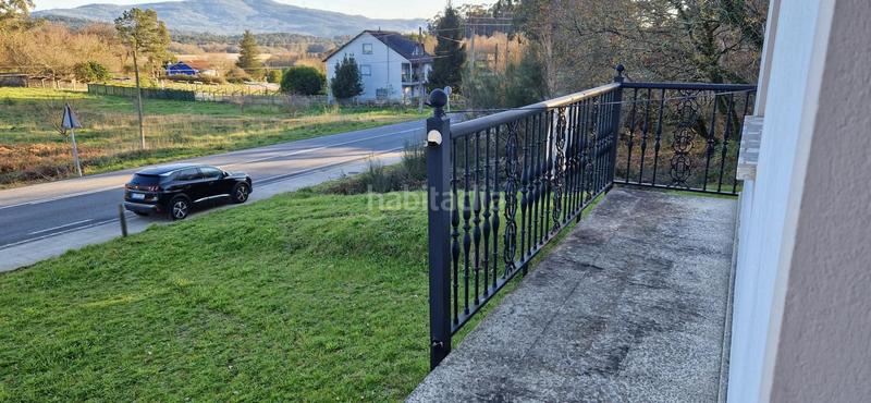 Foto 9a2d3b40-4718-4cbc-a8cd-41825e57a952. Casa con parcheggio in Dodro