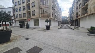 Lloguer Local Comercial a Rúa estatuto de galicia 26