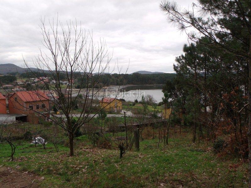Foto aecad22b-b556-4fa7-97f6-680717628115. Terreno residencial en aldea quinteiro 4 en Boiro