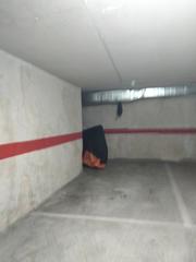 Aparcament cotxe a Rúa principal 67. Plaza de garaje boiro centro