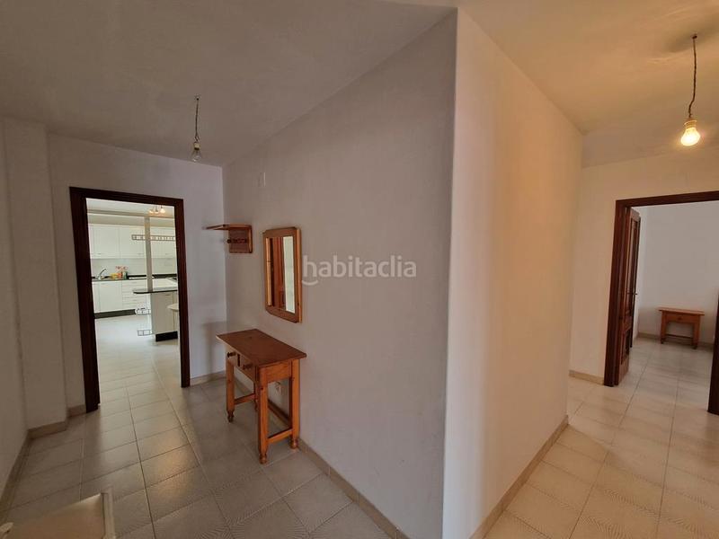 Foto 3d4ddfa9-56ba-44df-905f-0cba4ee9a744. Piso en rúa principal 121 piso , centrico en Boiro