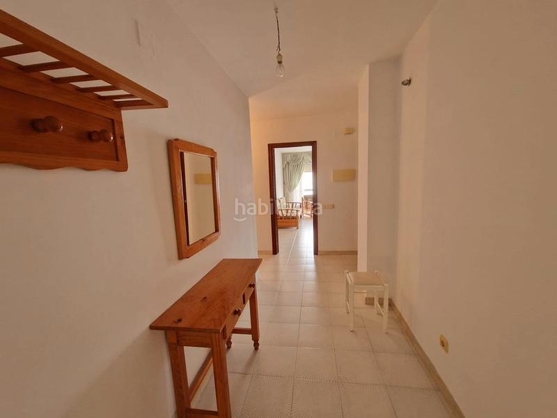 Foto 4f57234c-ea93-47b2-918b-6ea066942269. Piso en rúa principal 121 piso , centrico en Boiro