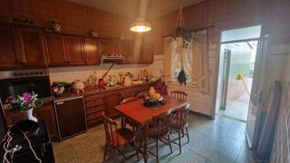 Casa  Rúa pintor laxeiro 6. Casa centrica en puebla del caramiñal