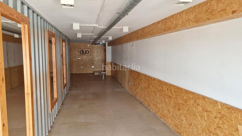 Foto d9a60a32-c99c-4b28-924a-dd17fd769a4c. Local comercial en avenida da constitución 69 entresuelo en av constitucion en Boiro