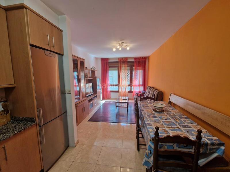 Foto 4eff302a-1403-440a-9cf0-80c5a6886f17. Piso en calle peralto 24 piso , zona peralto en Boiro