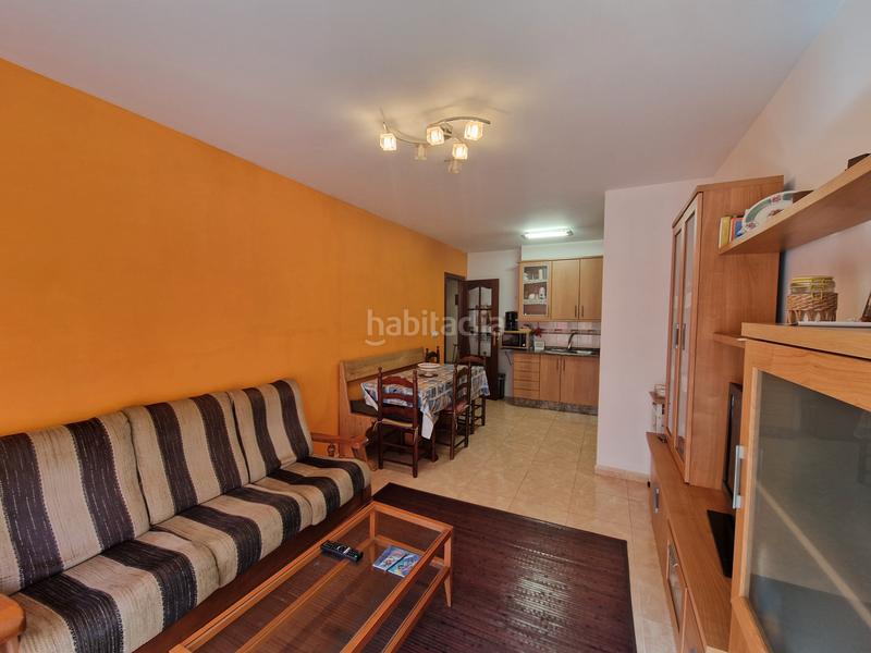 Foto aa5c0600-5137-4eb2-b735-cc87da73537f. Piso en calle peralto 24 piso , zona peralto en Boiro