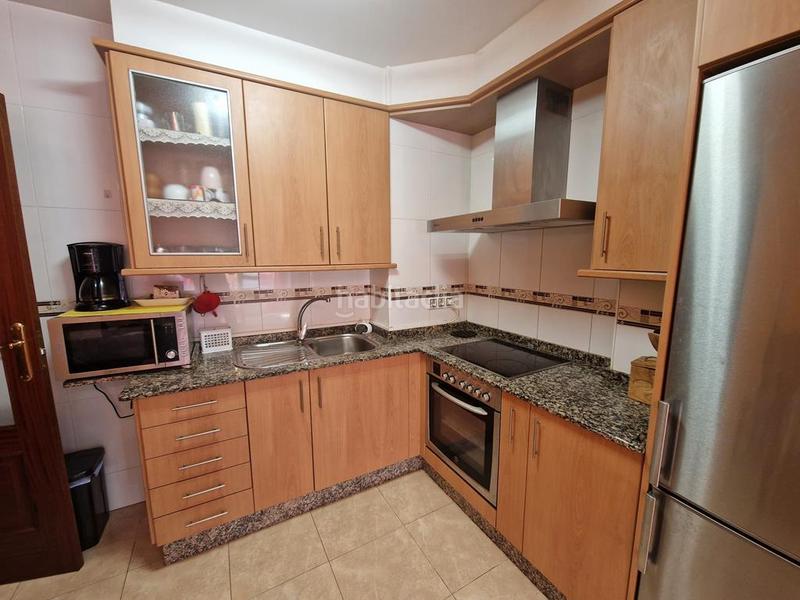 Foto b2c8bcea-bd5d-42e9-bfe4-e672c12025d2. Piso en calle peralto 24 piso , zona peralto en Boiro