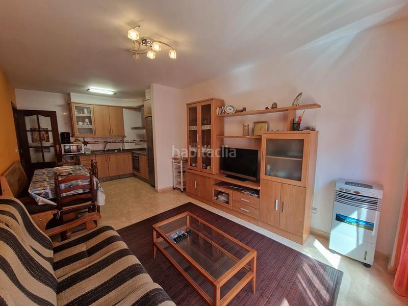 Foto e2b3147d-2c2a-4440-a855-2aa014fd5292. Piso en calle peralto 24 piso , zona peralto en Boiro