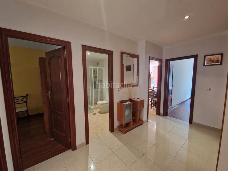 Foto fa8e8faf-e10c-43e4-89d1-94051ab50646. Piso en calle peralto 24 piso , zona peralto en Boiro