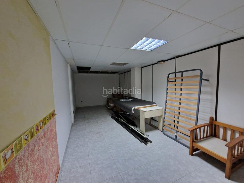 Foto a05481f6-4b0d-4ef6-9c6a-c85bd913a196. Local comercial a rúa principal 115 a Boiro