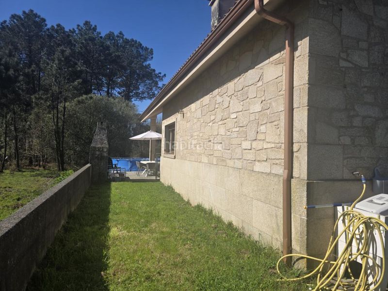 Foto b18af538-a0d5-48b3-b4c7-fddfdbcb1b88. Casa a lugar amanecida 29 a Boiro