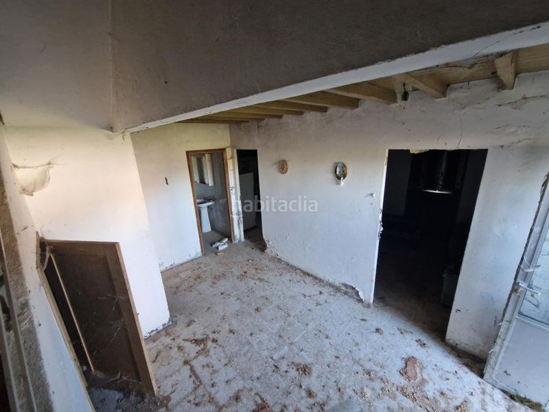 Foto 2c2dd67a-f51a-4463-943b-3d2ac232707a. Casa a lugar san roque 1 a Boiro