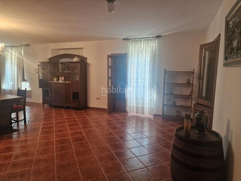 Foto 92b2927c-e57e-4966-94c7-66b56f6f4d6a. Casa a cp-0605 15 a Touro