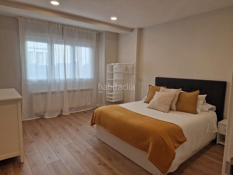 Foto db45b8fd-034c-4de4-9390-819a65dfccec. Pis a rúa luís seoane 4 a Arzúa