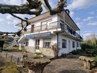 Haus en N-547 28. Espectacular propiedad a escasos 500 metros del camino de santia