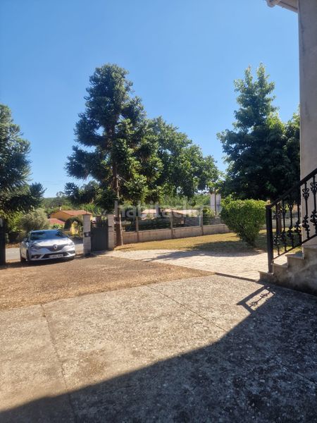 Foto e4b880b9-60ee-4965-bbdc-79f2a57e0c13. Casa a lugar bosende 14 a Arzúa
