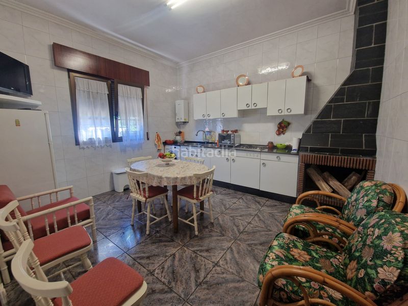 Foto f36d1f86-0884-48a3-b9c2-39ab6df371f3. Casa a lugar bosende 14 a Arzúa