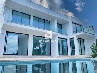 Xalet  Canigo. Villa de lujo de 450m2 construidos, con impresionantes vistas al