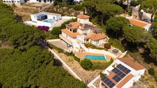 Casa  Del puig vermell. Villa exclusiva en playa de pals lujo mediterráneo a un paso del