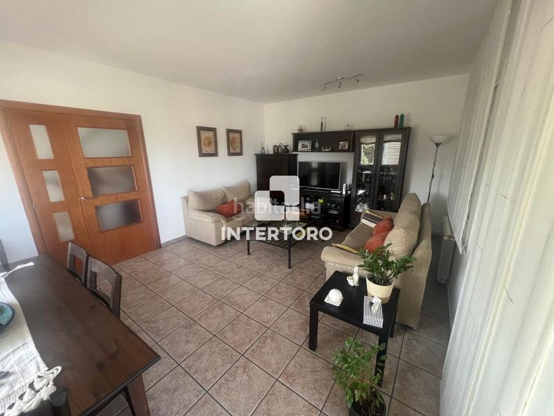 Foto ecf4f518-4981-4e1d-8f47-cc13dd143b3c. Casa chalet independiente con jardín y piscina en Maçanet de la Selva