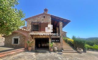 Xalet  Vall repos. Villa independiente en santa cristina daro