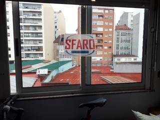 Pis  Rúa santo domingo. Piso en el centro