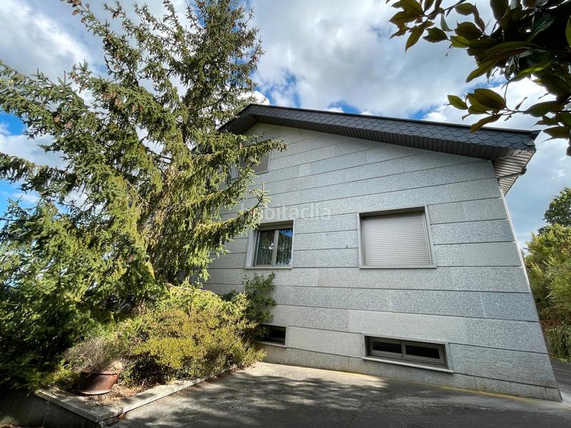 Foto 22261717-78a9-4e28-b89b-67dbc43fb712. Chalet in carretera piñor 53 in A Carballeira Ourense