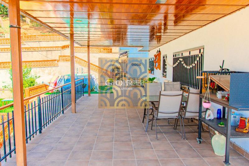 Foto b226fa46-b57b-4243-a775-eac1d69020d3. Chalet avec chauffage parking piscine dans Argentona est Argentona