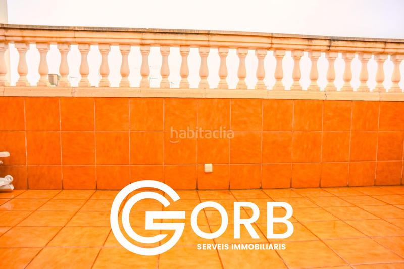 Foto 3ccffbdf-eb51-4caa-adf8-59a651c3cfce. Casa adosada  a tres vientos con tres terrazas! en Mataró