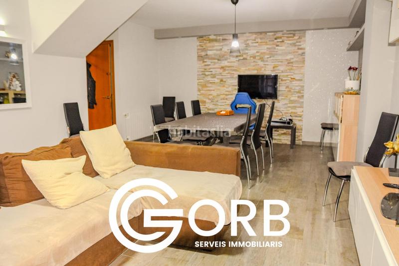 Foto c1564b4b-9913-4154-ad28-67e0fa4b1055. Casa adosada  a tres vientos con tres terrazas! en Mataró