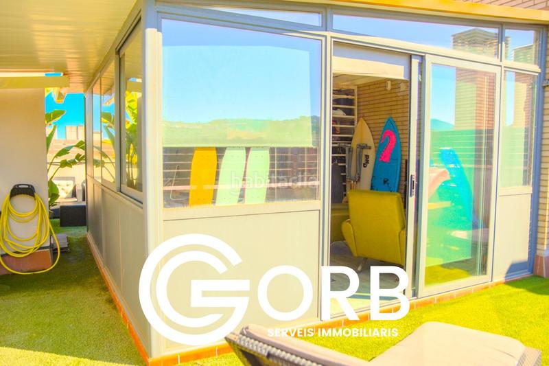 Foto b1a71f33-a670-4009-bd57-c4303c4682b8. Attico con riscaldamento parcheggio piscina in Via Europa - Parc Central Mataró