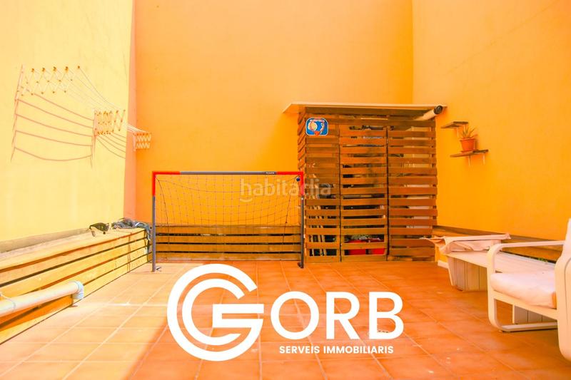 Foto be148890-2698-47fb-b6a9-f54db97f93c6. Piano terra con riscaldamento in Cerdanyola Nord Mataró